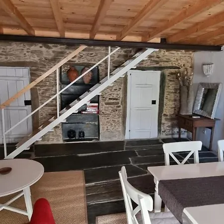 Russa Al Holiday home Lentiscais